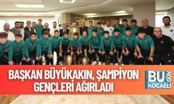 Başkan Büyükakın, Şampiyon Gençleri Ağırladı