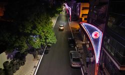 İzmit’te Caddeler Işıl Işıl