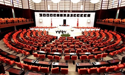 TBMM'de Başkanlık Divanı Üyeleri Belli Oldu