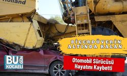 Biçerdöverin Altında Kalan Otomobil Sürücüsü Hayatını Kaybetti