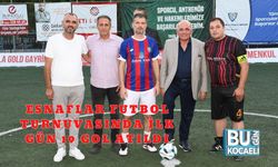 Esnaflar Futbol Turnuvasında İlk Gün 19 Gol Atıldı