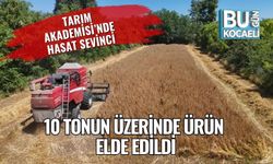 Tarım Akademisi’nde Hasat Sevinci: 10 Tonun Üzerinde Ürün Elde Edildi