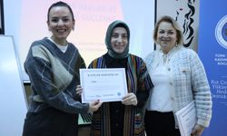 İzmit Belediyesi’nden Kadınlara Güç Veren Projede İkinci Grup Sertifikalarını Aldı