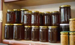 Soğuk Bastı, Aktarların Önü Doldu: Baldan Propolise Talep Patladı