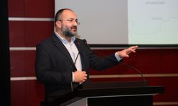 Taha Kılınç, Gebze’de “Kayıp Coğrafyanın İzinde” Konulu Söyleşi Gerçekleştirdi