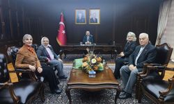 Darıca Yaşlılarla Dayanışma Derneği’nden Vali Aktaş’a Ziyaret
