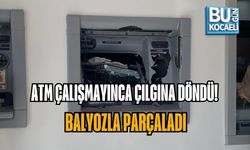 ATM ÇALIŞMAYINCA ÇILGINA DÖNDÜ! BALYOZLA PARÇALADI