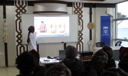 ÇOCUKLARDA SKOLYOZ FARKINDALIĞI ANNE ŞEHİR MERKEZLERİ’NDE ARTIYOR