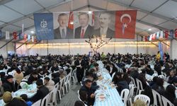 GEBZE RAMAZAN ÇADIRI BİNLERCE KİŞİYİ AYNI SOFRADA BULUŞTURUYOR