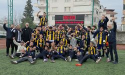 KARAMÜRSELSPOR PLAY-OFF YOLUNDA HATA YAPMADI: UZATMADA FİŞİ ÇEKTİ!