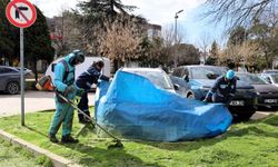 KOCAELİ BÜYÜKŞEHİR BELEDİYESİ’NDEN DOĞU KIŞLA PARKI’NDA YOĞUN BAKIM MESAİSİ