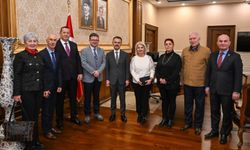 KOCAELİ DOSTLUK KULÜBÜ’NDEN VALİ İLHAMİ AKTAŞ’A ZİYARET
