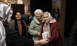 KÖRFEZ BELEDİYESİ’NDEN 45 YILLIK EVLİLERE ÖZEL SEVGİLİLER GÜNÜ ETKİNLİĞİ