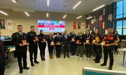 VALİ İLHAMİ AKTAŞ BAŞKANLIĞINDA KOCAELİ 112 ACİL ÇAĞRI HİZMETLERİ TOPLANTISI: 11 ŞUBAT 112 GÜNÜ KUTLANDI