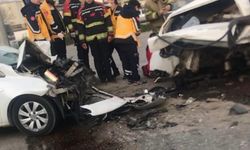 4 ARAÇ BİRBİRİNE GİRDİ: 1 ÖLÜ, 1 YARALI