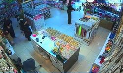 DEPREME ALIŞVERİŞTE YAKALANDILAR: PANİK ANLARI KAMERADA