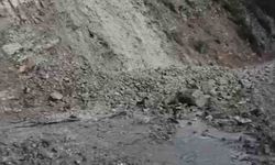 ANTALYA’DA HEYELAN! KÖY YOLU ULAŞIMA KAPANDI