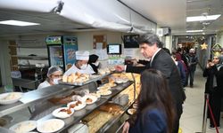 BAŞKAN KOCAMAN, KYK YURDUNDA ÖĞRENCİLERLE İFTAR SOFRASINDA BULUŞTU