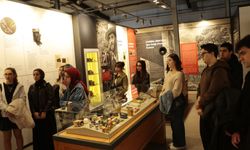 FOTOĞRAFIN TARİHİNE YOLCULUK: ÖĞRENCİLER MÜZEDE EĞİTİM ALDI