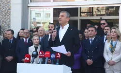 ÖZGÜR ÖZEL: “EMEKLİ 4 KAT FAKİRLEŞTİ”