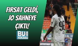 FIRSAT GELDİ, JO SAHNEYE ÇIKTI!