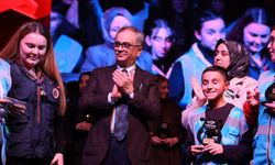 İYİLİK KILAVUZU YARIŞMASI’NDA KAZANAN TAKIMLAR AÇIKLANDI