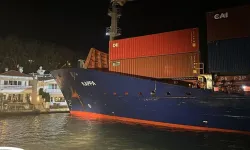 BOĞAZ’DA KORKU DOLU ANLAR: KONTEYNER GEMİSİ YALIYA METRELER KALA DURDU