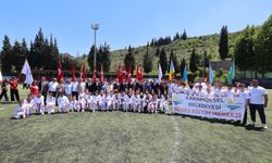 KARAMÜRSEL'DE 19 MAYIS COŞKUSU STADYUMA TAŞTI