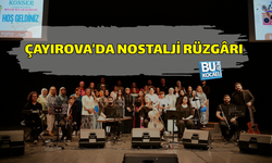 ÇAYIROVA’DA NOSTALJİ RÜZGÂRI: 80’LER 90’LAR KONSERİNE BÜYÜK İLGİ