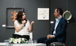 SEKA SANAT İHTİSAS MERKEZİ'NDEN ANLAMLI BULUŞMA: RESSAM KARL TALİP KARA KOCAELİLİ SANATSEVERLERLE BİR ARAYA GELDİ
