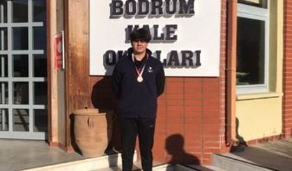 Kocaeli Haber - Kale Okulları'ndan Madalya Şovu