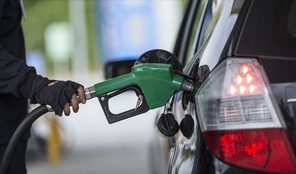 Beklenen Zam Geldi! Benzin ve Motorin Fiyatları Rekor Kırdı