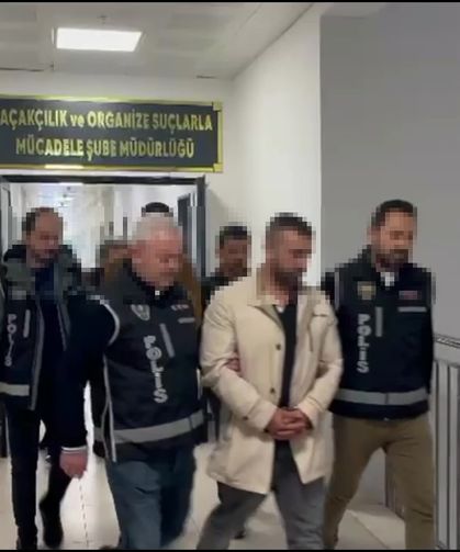 Kocaeli’de Silah Kaçakçılığı Operasyonu! Çok Sayıda Silah Ele Geçirildi