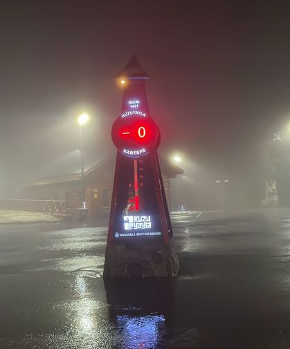 Kış Turizmiyle Ünlü Kartepe Kuzuyayla'ya Kar Yağdı