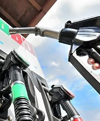 MOTORİNE DEV ZAM YOLDA! KOCAELİ'DE MOTORİN VE BENZİN NE KADAR? 23 ŞUBAT 2026 AKARYAKIT FİYATLARI