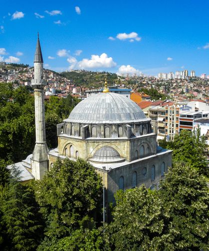 KOCAELİ BAYRAM NAMAZI SAATLERİ AÇIKLANDI: İLÇE İLÇE TAM LİSTE