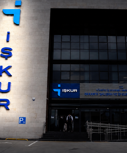 İŞKUR’DAN İŞ ARAYANLARA MÜJDE! TAM 894 BİN AÇIK POZİSYON: LİSTEDE SİZİN MESLEĞİNİZ DE VAR MI?