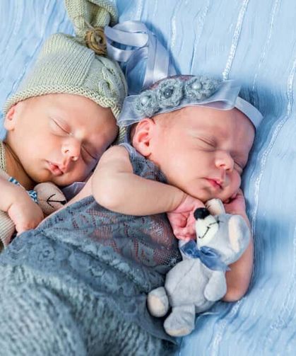 EN POPÜLER BEBEK İSİMLERİ 2026: ANLAMLI KIZ, ERKEK VE İKİZ İSİMLERİ