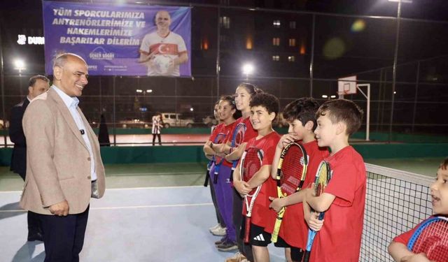 Körfez Kent Spor Kompleksi Açıldı