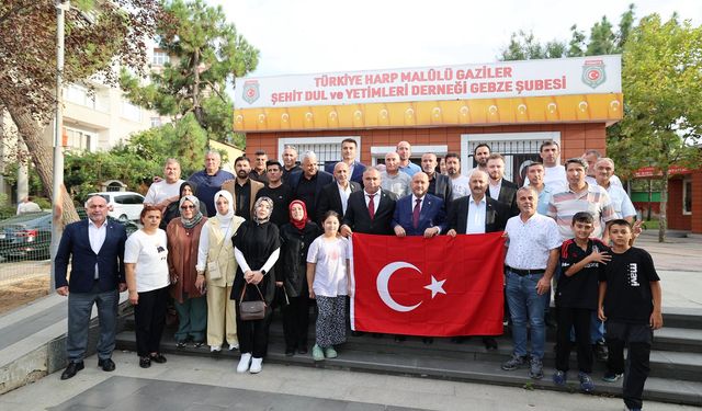 Gebze’de Şehit Ailesine ve Gazilere Anlamlı Ziyaret