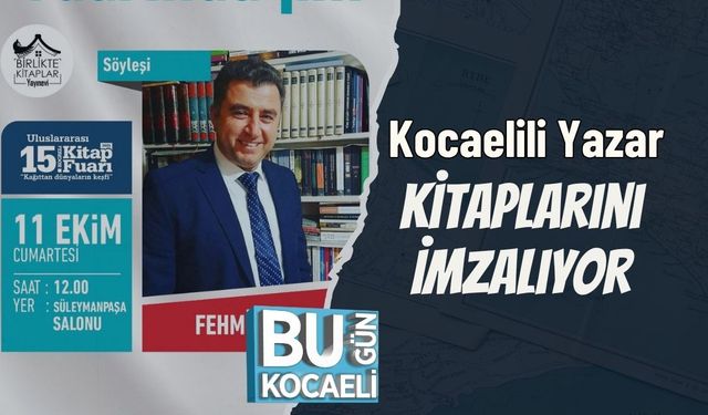 Kocaelili Yazar Kitaplarını İmzalıyor