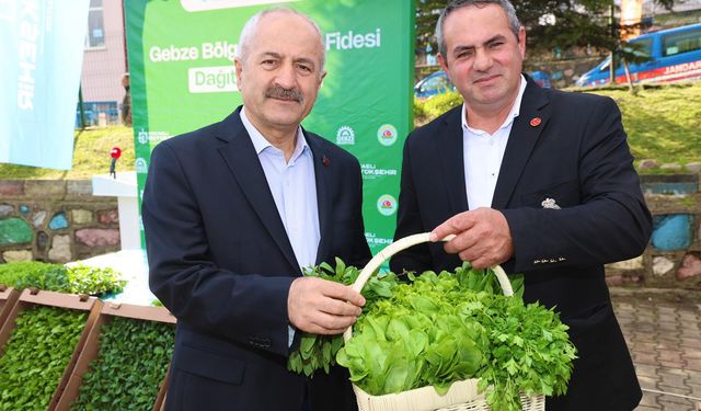 Gebze’de Sebze Fidesi Dağıtıldı: “Tarım Varsa Hayat Var”