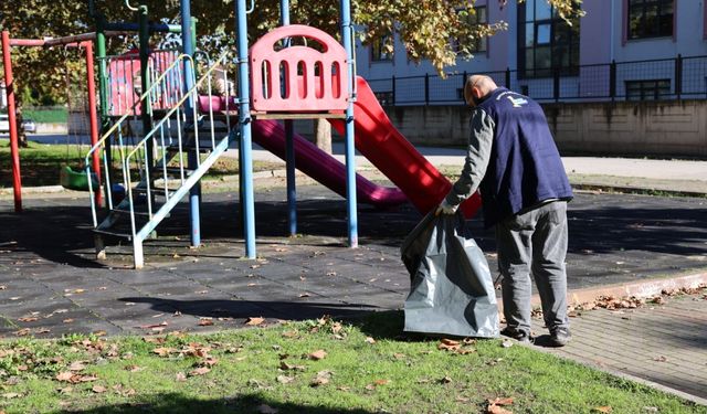 Kartepe’de Parklar Baştan Sona Yenileniyor