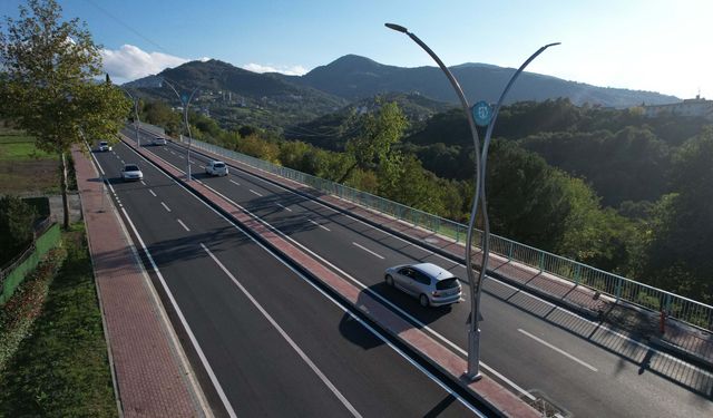Başiskele Hoca Ahmet Yesevi Caddesi’nde Kapsamlı Yol Yenileme