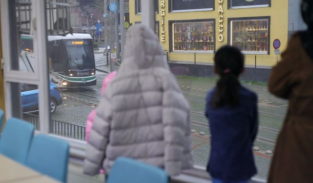 Kocaeli Büyükşehir Belediyesi’nden Barınma İhtiyacı Olan Aileye Sıcak Yuva