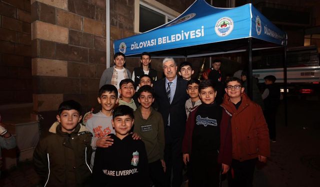 DİLOVASI’NDA RAMAZAN ŞERBETİ İKRAMI GÖNÜLLERİ ISITTI