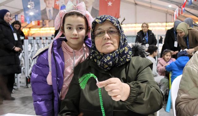 GEBZE’DE RAMAZAN’IN MANEVİ İKLİMİ MEYDANA TAŞINDI