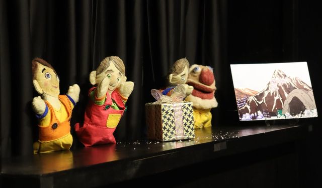 İZMİT BELEDİYE TİYATROSU’NDAN ÇOCUKLARA SANAT EĞİTİMİ