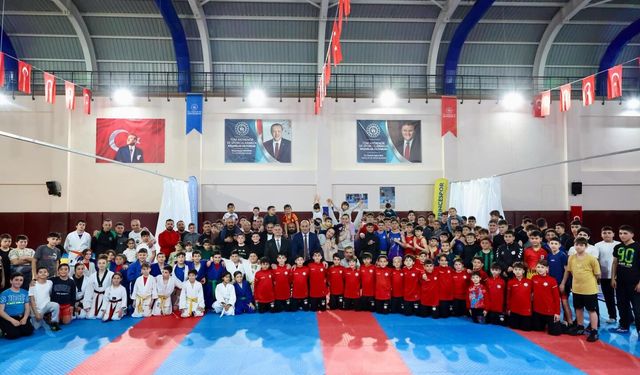 DERİNCE’DE “AİLELER SPORDA OLSUN” ETKİNLİKLERİ START ALDI