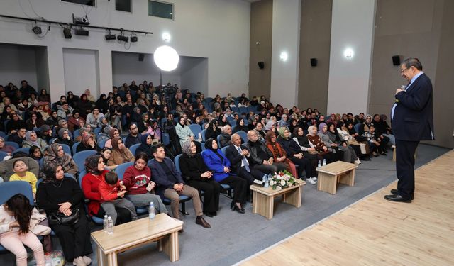 HAYATİ İNANÇ, RAMAZAN’DA KÖRFEZLİLERLE BULUŞTU
